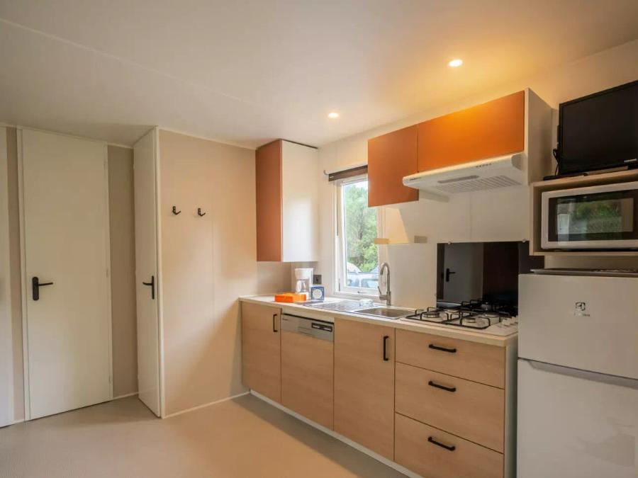 Mobilhome 5 personnes - Loggia Bay 3 Pièces 4/5 Personnes (4 adultes + 1 enfant -12 ans) Climatisé + TV 8