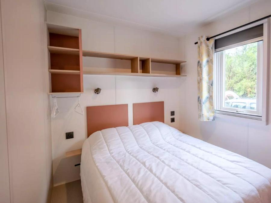 Mobilhome 5 personnes - Loggia Bay 3 Pièces 4/5 Personnes (4 adultes + 1 enfant -12 ans) Climatisé + TV 1