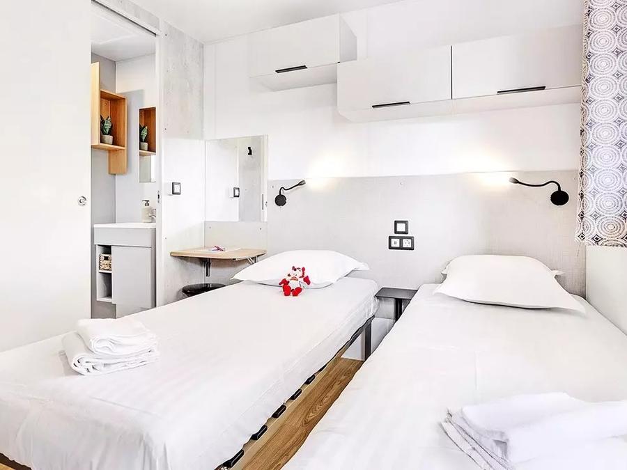 Mobilhome 4 personnes - Cottage Ilbarritz 3 Pièces 4 Personnes Climatisé + TV 2