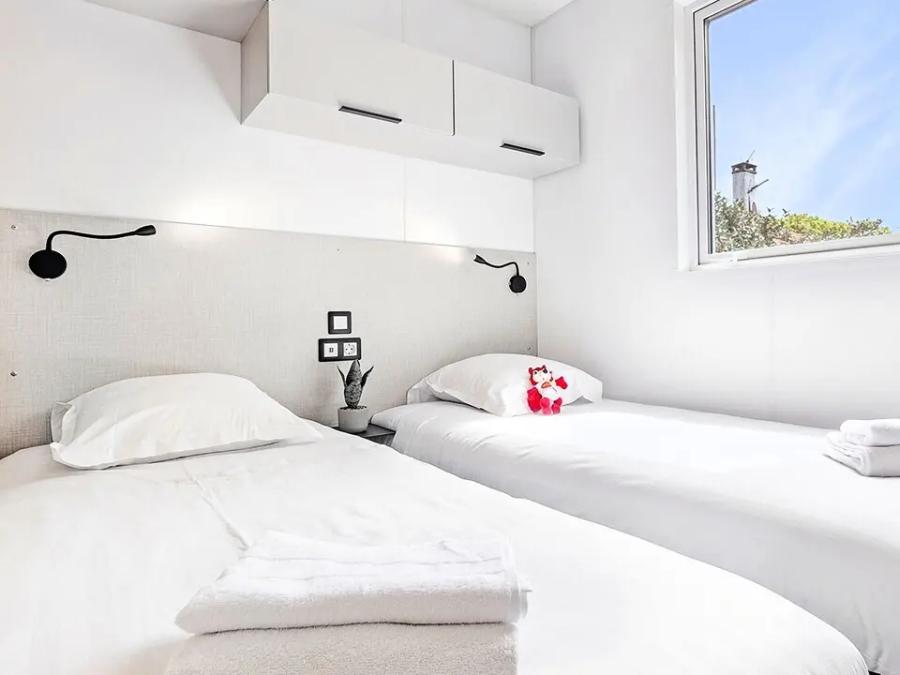 Mobilhome 10 personnes - Cottage Ibardin 6 Pièces 10 Personnes Climatisé + TV 3