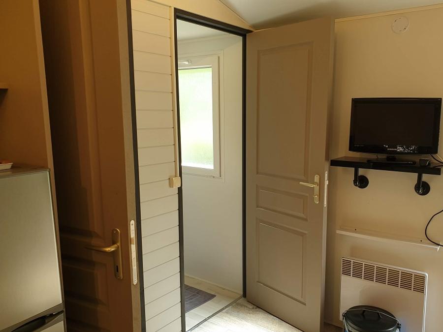 Mobilhome 4 personnes - Mobil home Confort IRM - 2 chambres - 25m² 3