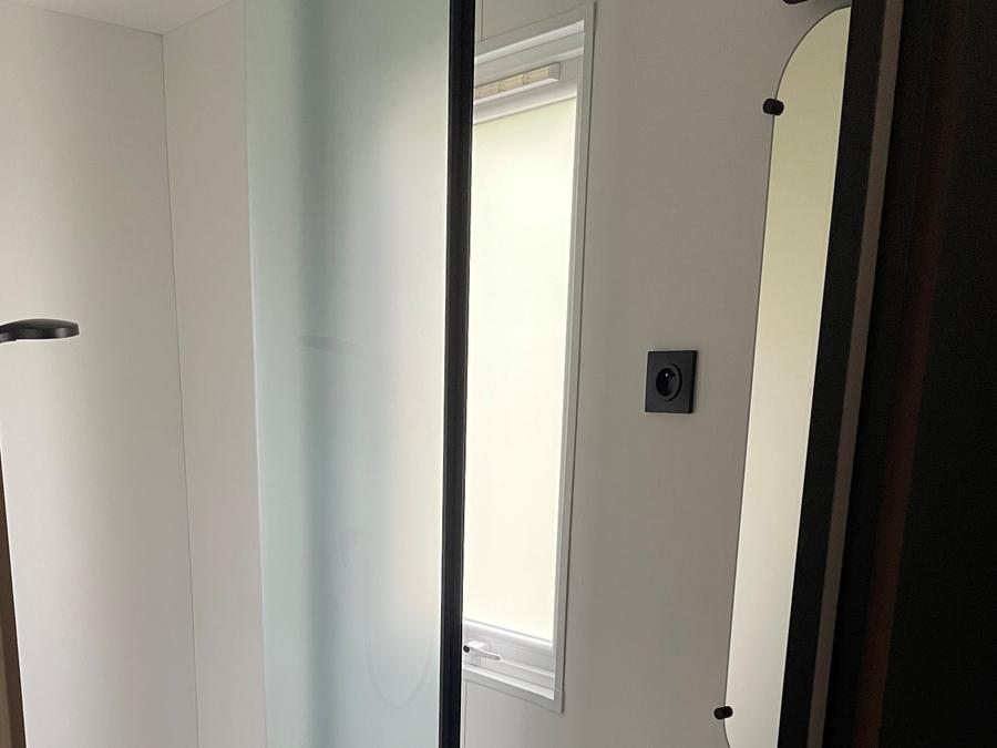 Mobilhome 4 personnes - Mobil-home Bois Confort 29m² - 2 chambres - Terrasse couverte - TV 7