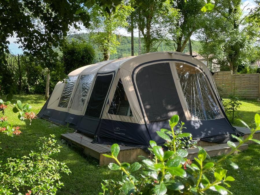 Tente 4 personnes - Tente Meublée 23m² - 3 chambres - sans sanitaires - Auvent 11m² 0
