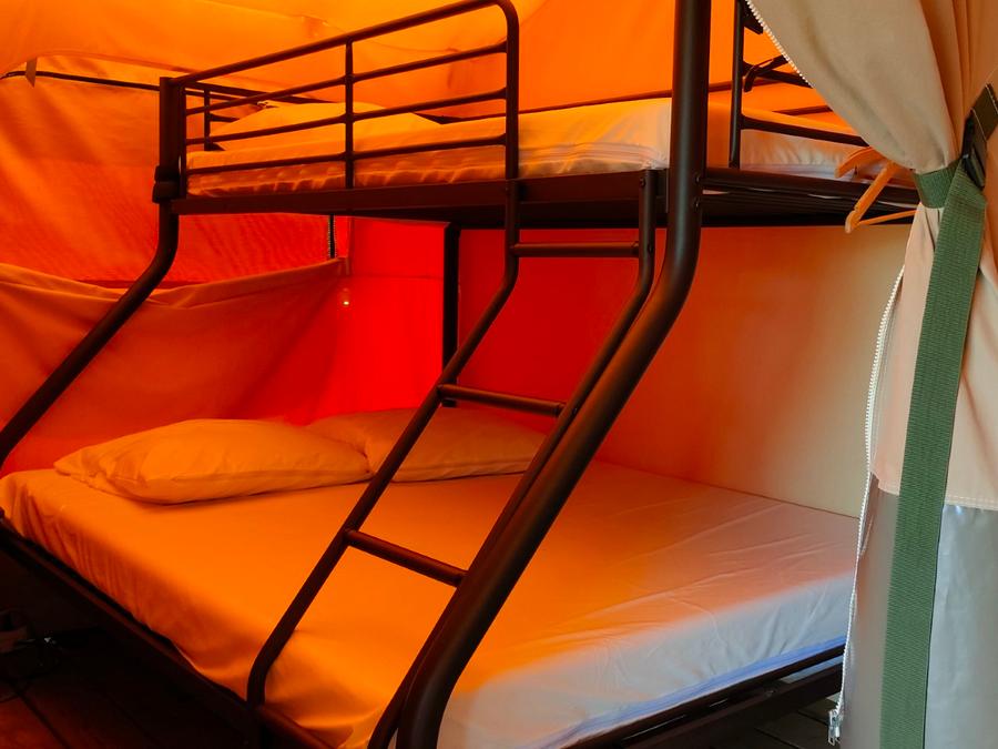 Tente en toile et en bois 5 personnes - TENTE LODGE KENYA. (pas de salle d’eau) 4