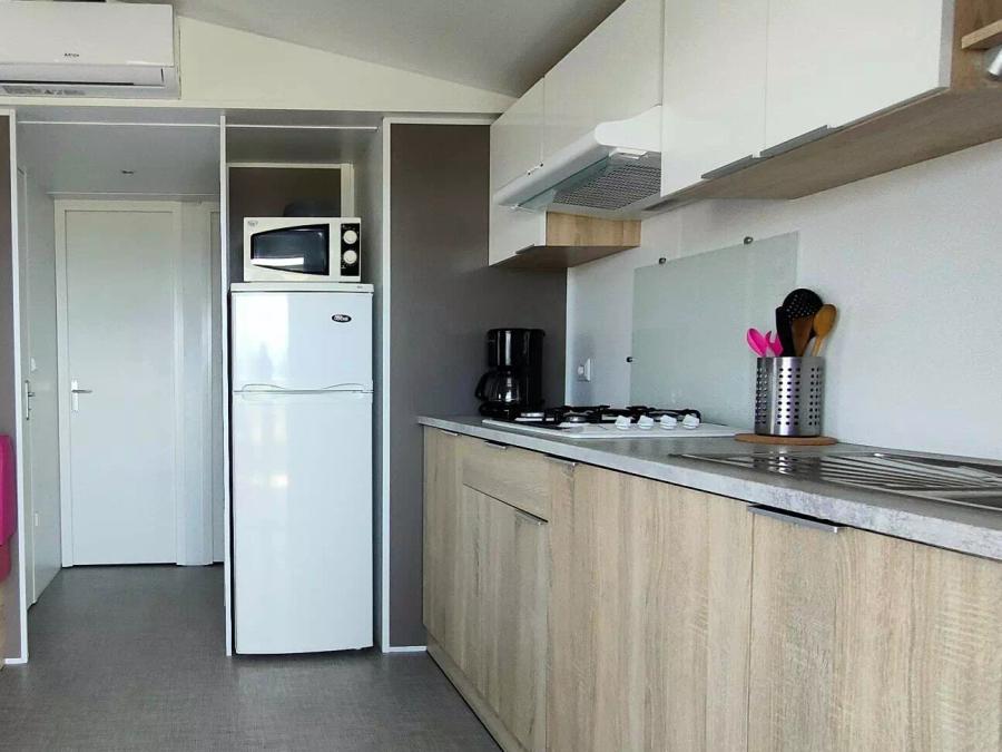Mobilhome 4 personnes - California Standard 3 Pièces 4 Personnes Climatisé + TV 2