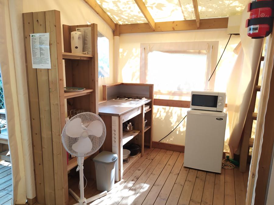 Tente en toile et en bois 4 personnes - Ecolodge (sans sanitaires) 3