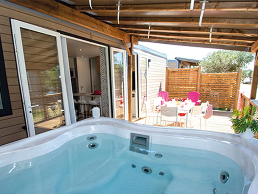Mobilhome 6 personnes - Mobil home Cotignac Jacuzzi privé - 33m² - 3 chambres - Lave vaisselle + TV + A/C 0