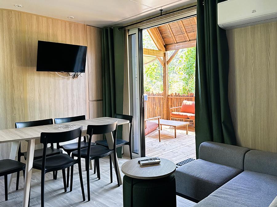Mobilhome 6 personnes - TAOS Luxe 40m2 terrasse 35m2+ jacuzzi privatif - 6 pers 3 chambres 2 salles de bain - clim 12