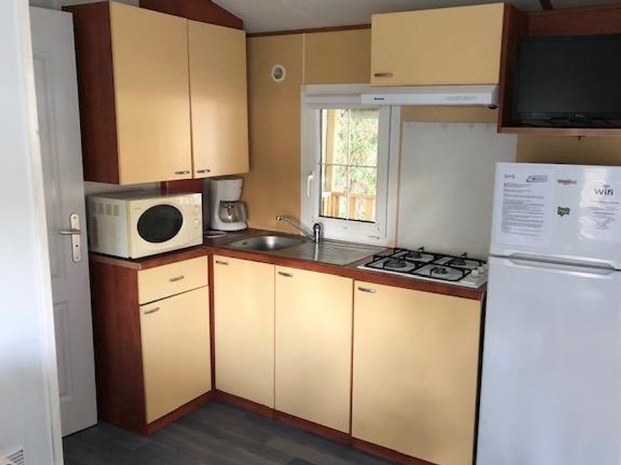 Mobilhome 5 personnes - HAWAI 2 chambres - 28m² - avec CLIM + TV - terrasse couverte 13 m² 3
