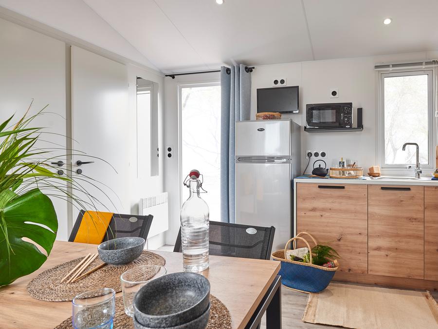 Mobilhome 7 personnes - PREMIUM 3 chambres - 32m2 - avec CLIM + WIFI + TV - Terrasse couverte de 16m2 4