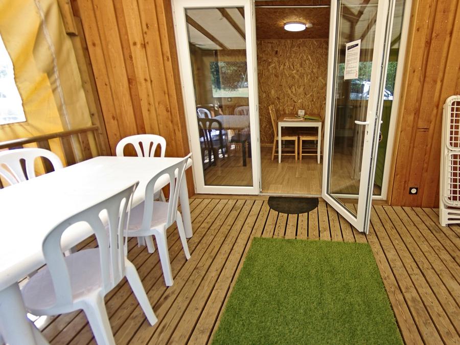 Lodge 4 personnes - Ecolodge Confort Premium avec sanitaires 2