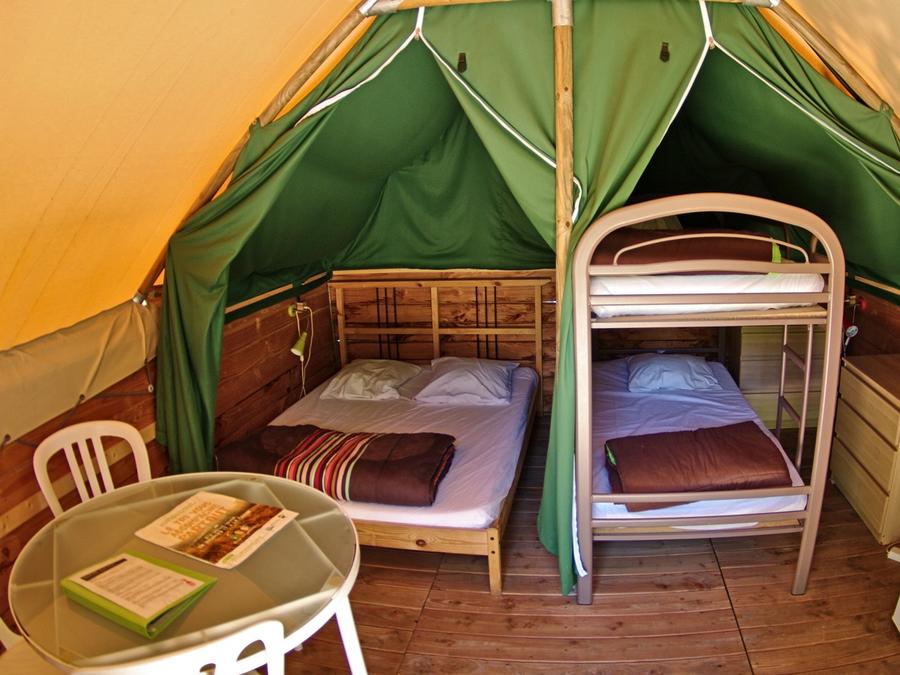 Tente en toile et en bois 4 personnes - Nature sans sanitaire 1