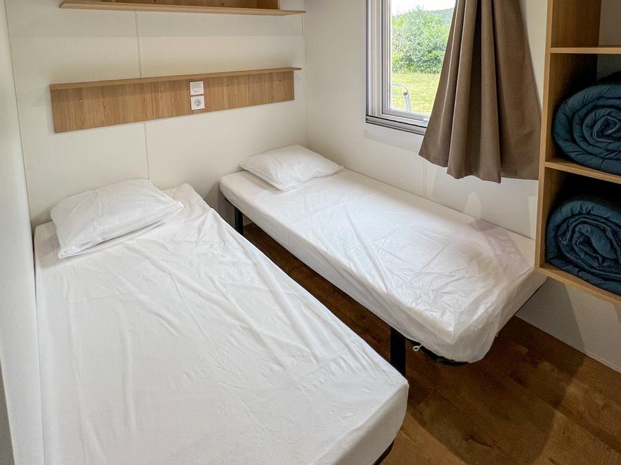 Mobilhome 6 personnes - 3 chambres avec climatisation Nesasio 6