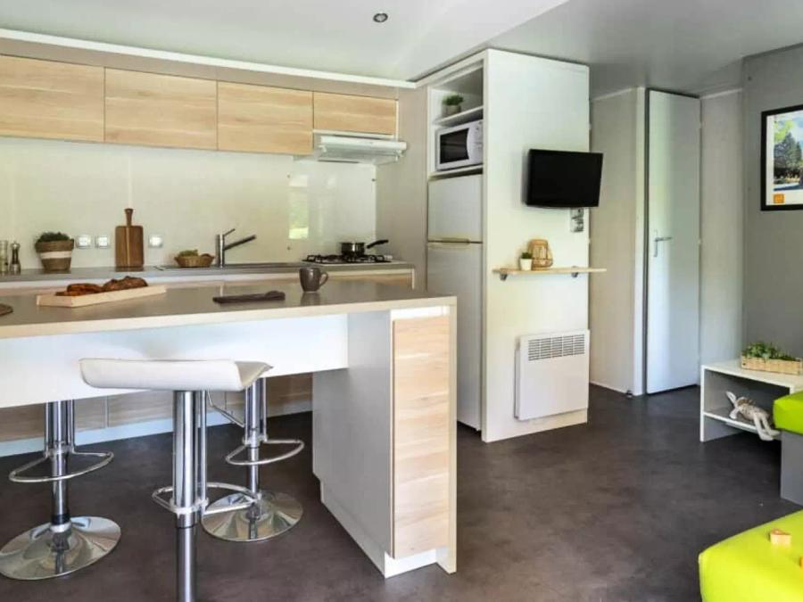 Mobilhome 6 personnes - Cottage 4 Pièces 6 Personnes Climatisé + TV *** 5