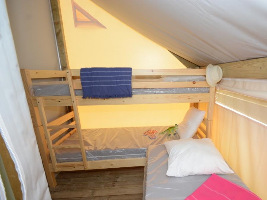 Tente en toile et en bois 5 personnes - Tente Lodge Confort (avec sanitaires) 5