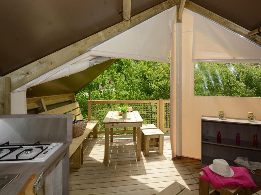 Tente en toile et en bois 5 personnes - Tente Lodge Confort (avec sanitaires) 7
