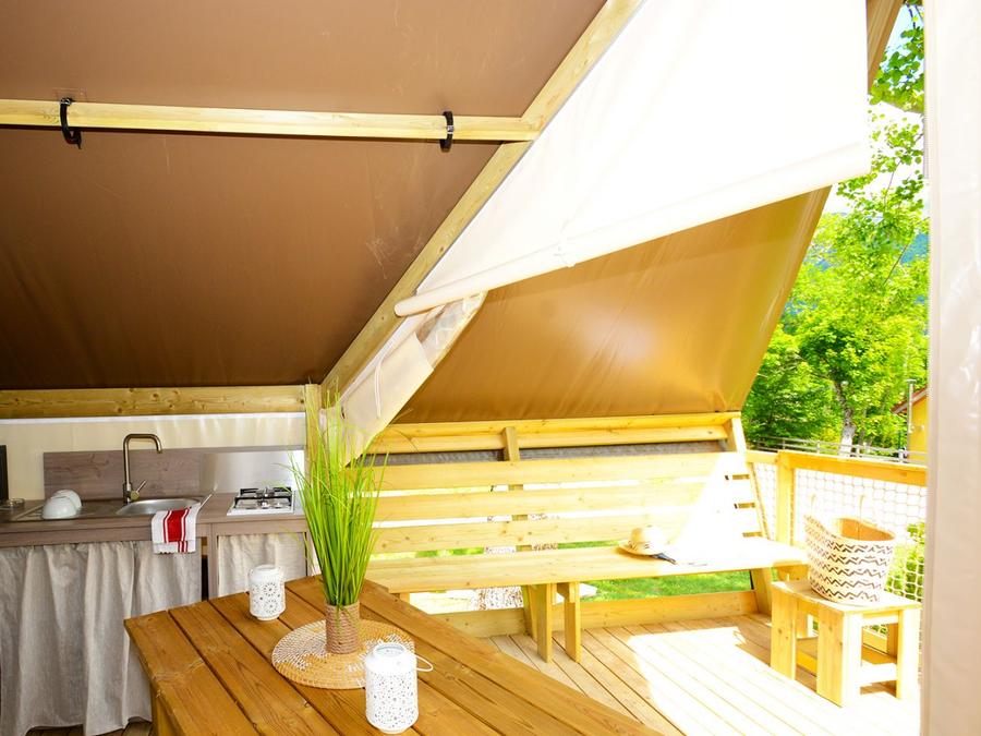 Tente en toile et en bois 5 personnes - Tente Lodge Confort (avec sanitaires) 3