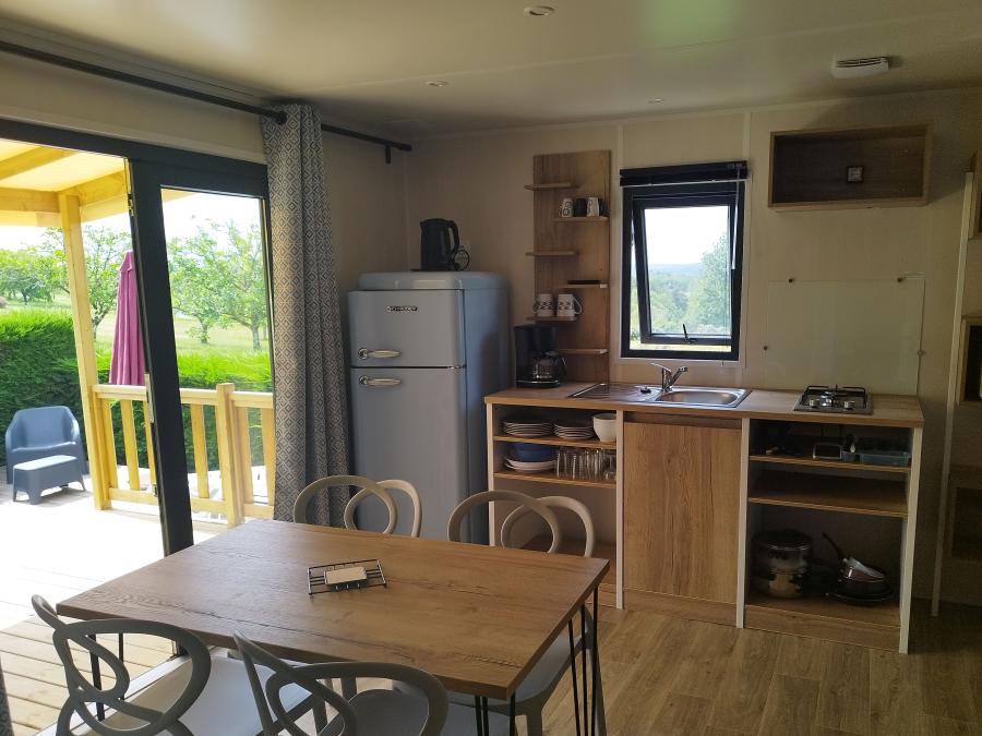 Mobilhome 4 personnes - Cabane 4 places 2 chambres 8