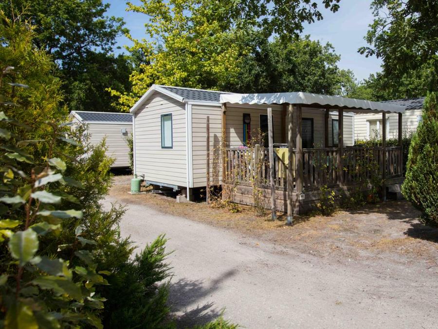 Mobilhome 4 personnes - Mobil-home CONFORT 28m² - 2 chambres + terrasse couverte + TV 0