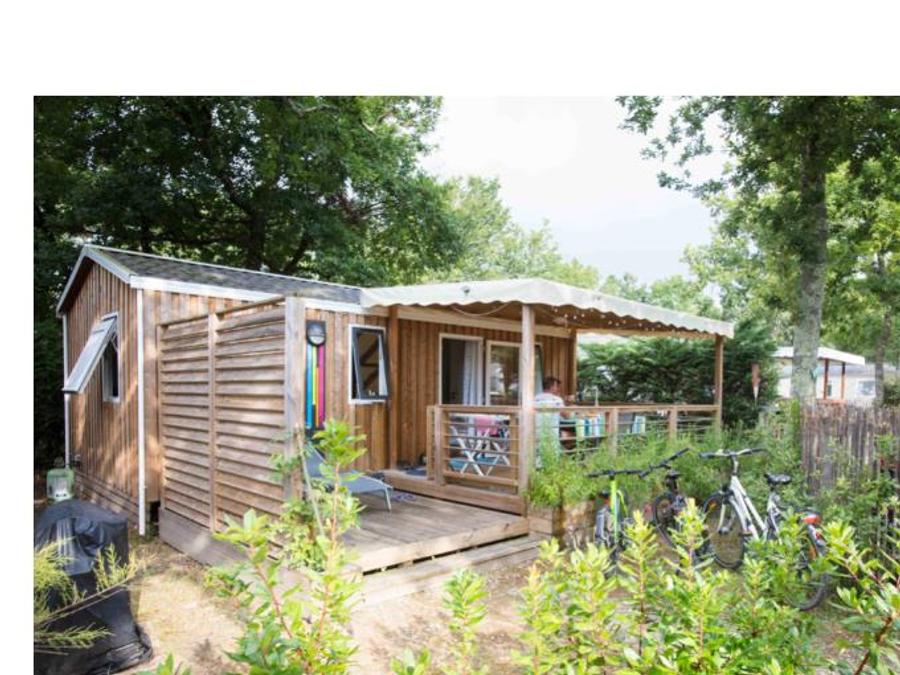Mobilhome 6 personnes - Homeflower PREMIUM CLIM 35m² -3 chambres +terrasse semi-couverte +TV +draps +serviettes | 6 personnes 0