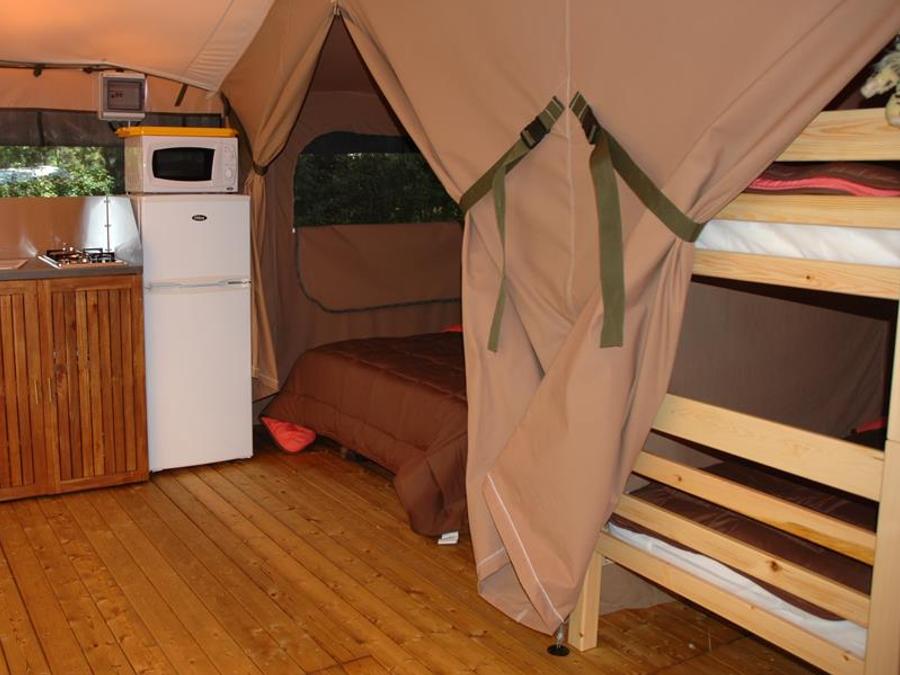 Tente en toile et en bois 5 personnes - Lodge VICTORIA 30m² / 2 chambres (sans sanitaires privatifs) 4