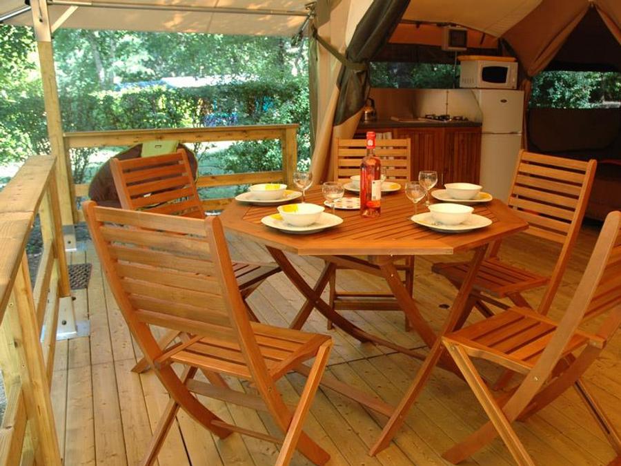 Tente en toile et en bois 5 personnes - Lodge VICTORIA 30m² / 2 chambres (sans sanitaires privatifs) 2