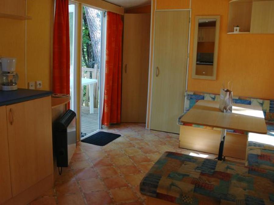 Mobilhome 5 personnes - M8 - 35m² avec terrasse couverte / 2 chambres 4