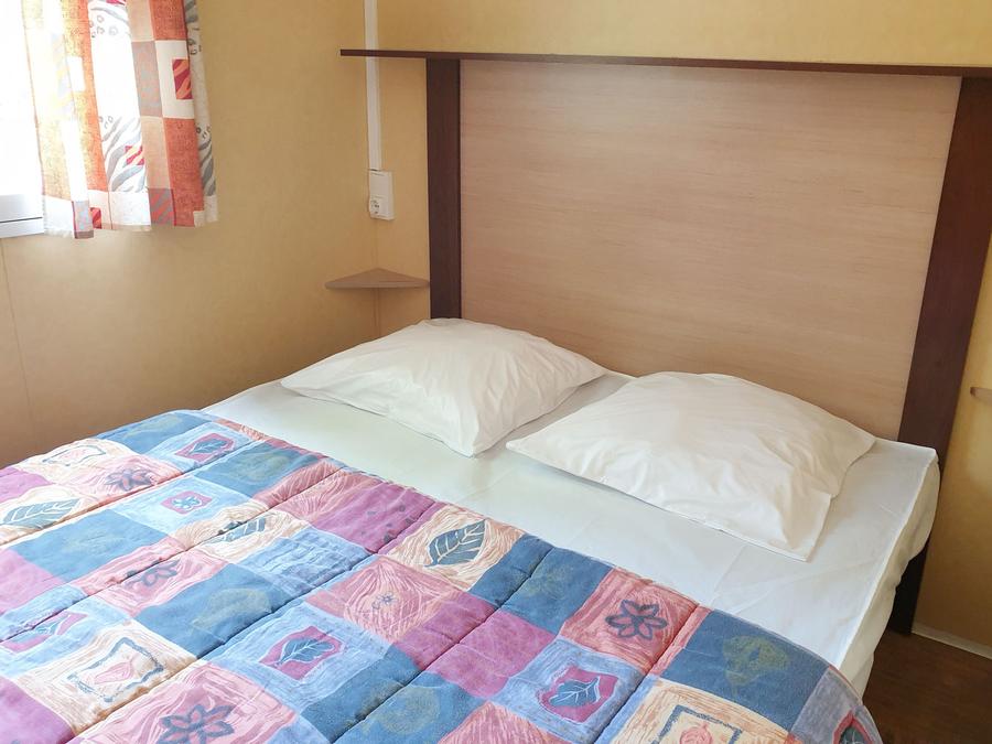 Mobilhome 4 personnes - Mobil-home bois BABY avec CLIM - 26m² avec terrasse couverte / 2 chambres 5