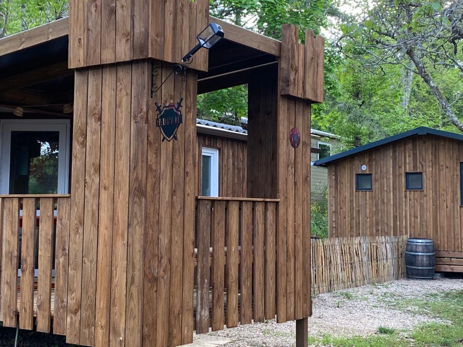 Mobilhome 4 personnes - Mobil-home bois - 26m² avec terrasse couverte / 2 chambres 4