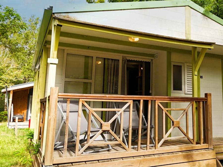 Chalet 5 personnes - Club 5 TV - 32m² avec terrasse couverte - 2 chambres 2