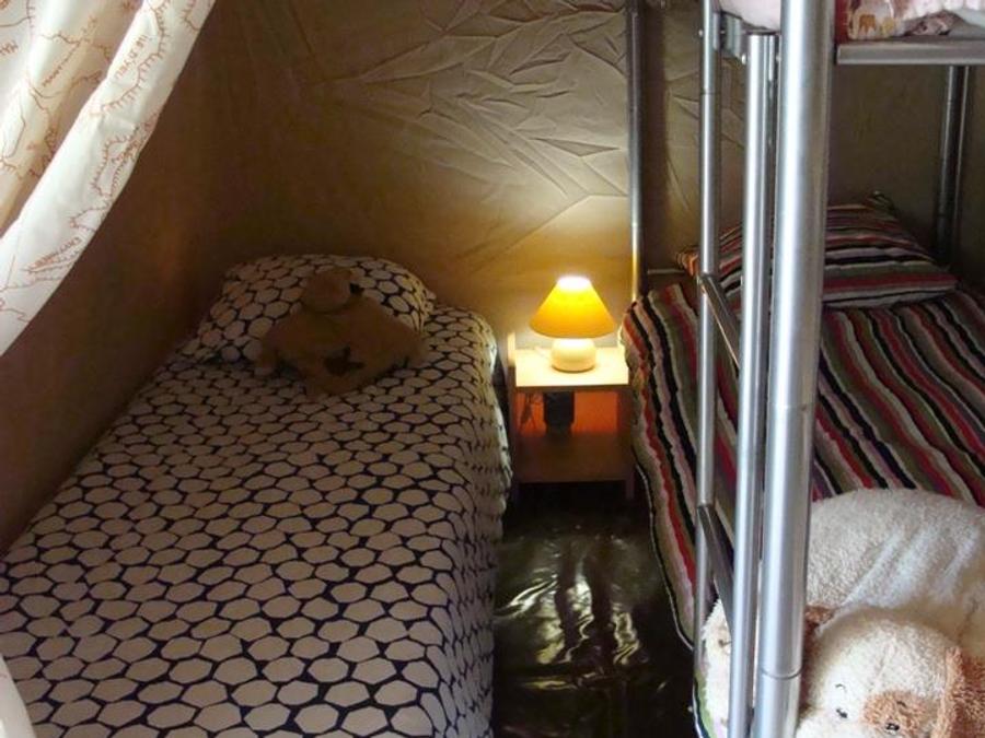 Tente en toile et en bois 4 personnes - Lodge Canada Confort 9