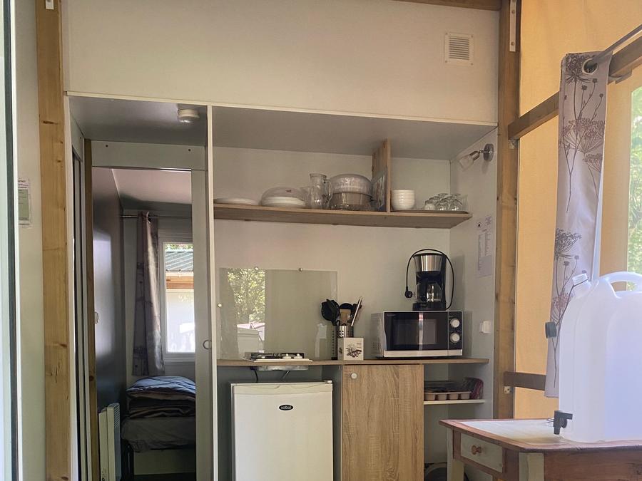 Bungalow 4 personnes - Tithome (sans sanitaires) 2