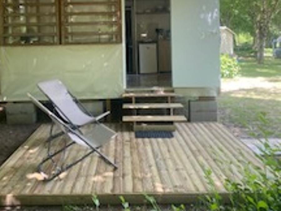 Bungalow 4 personnes - Tithome (sans sanitaires) 0