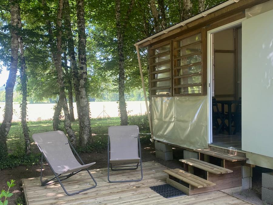 Bungalow 4 personnes - Tithome (sans sanitaires) 1