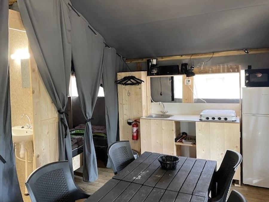 Tente en toile et en bois 6 personnes - Lodgetent, type LG+ jour de basculement samedi 1
