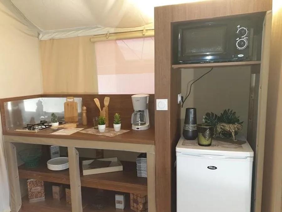 Tente 4 personnes - Standard Lodge Jungle - Sans sanitaires 2