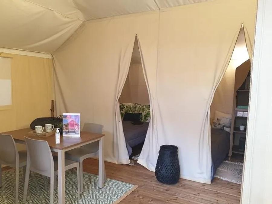 Tente 4 personnes - Standard Lodge Jungle - Sans sanitaires 1