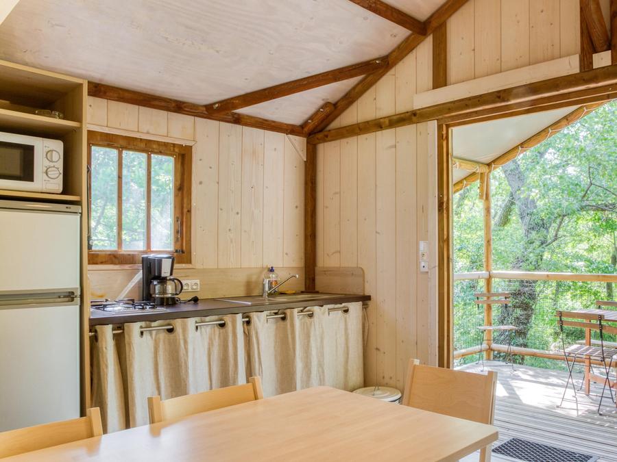 Tente en toile et en bois 5 personnes - Cabane Lodge Bois sur pilotis Confort 27m² 2 chambres - terrasse bois couverte, zone ombragée 5 pers 7