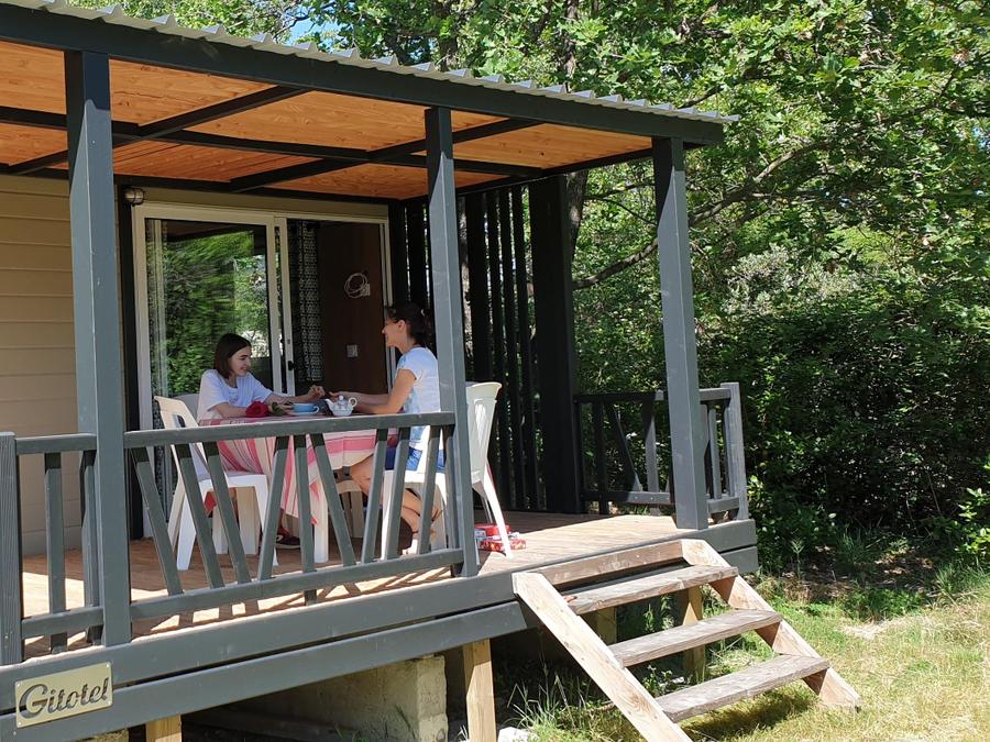 Chalet 5 personnes - Chalet Confort 25m² 2 chambres - terrasse couverte - climatisation 5 pers 7