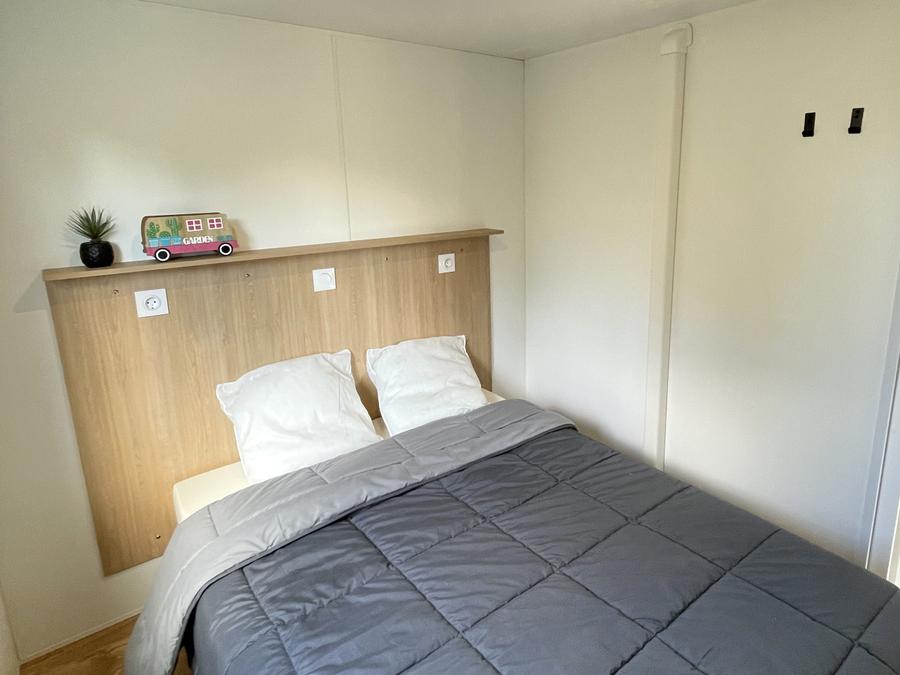 Mobilhome 4 personnes - Premium 29 m² 2 chambres terrasse semi-couverte + climatisation + LV 8