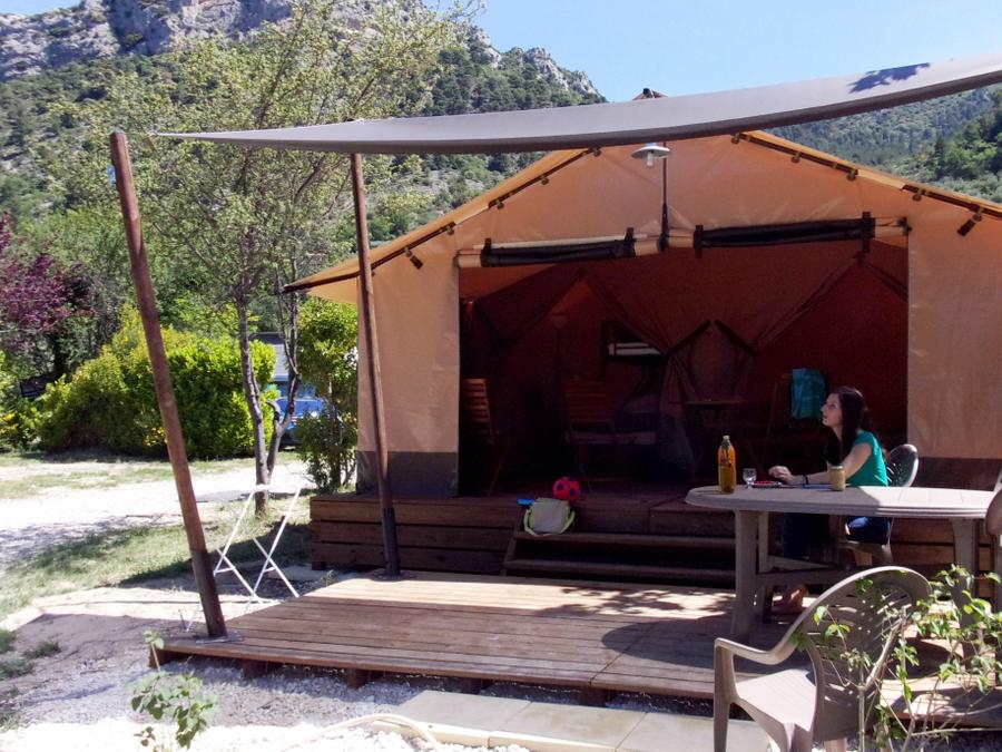 Tente 5 personnes - Safari Lodge 30 m² (2 chambres) - Sans sanitaire (pas de wc, pas de salle de bain) 0