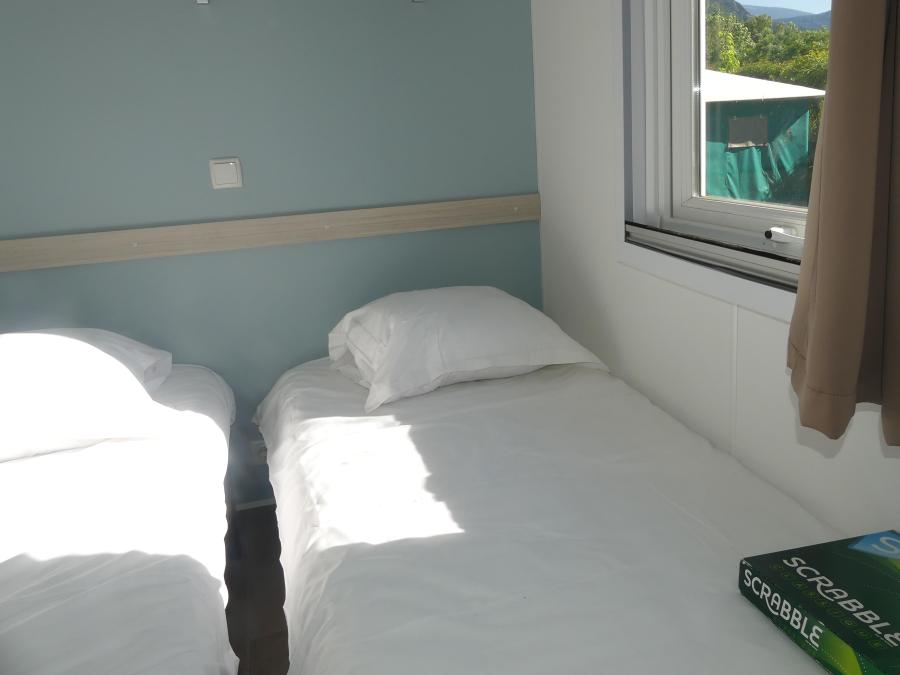 Mobilhome 6 personnes - 3 chambres (48 m²) 4