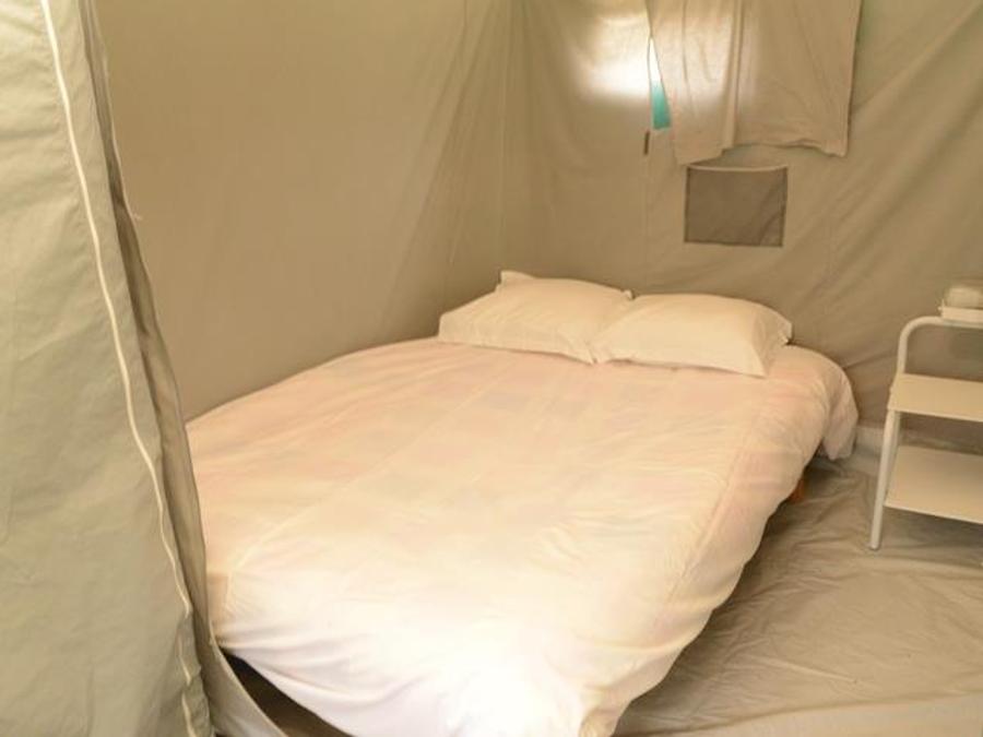 Bungalow toilé 4 personnes - Bungalow toilé (2 chambres, 21m²) - Pas de sanitaires (ni WC, ni salle de bain) 5