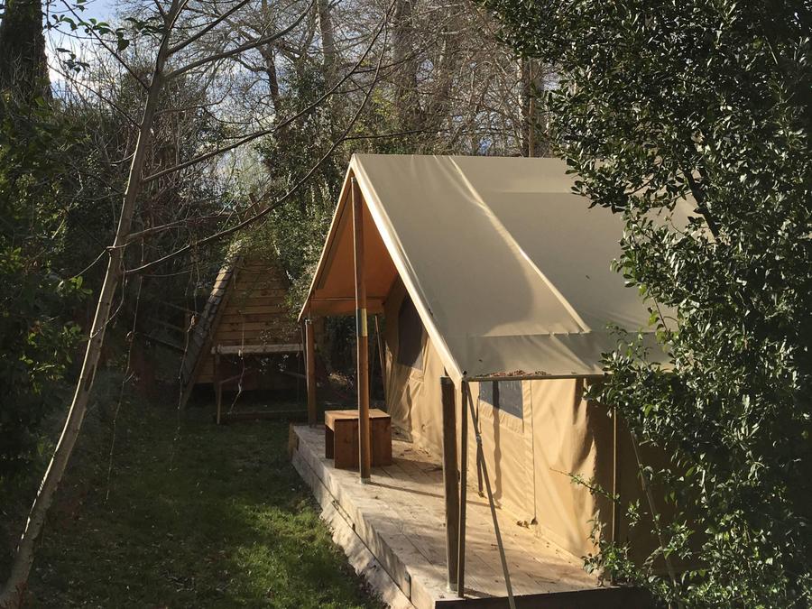 Lodge 4 personnes - Lodge Ruisseau 28m² - 2 chambres - Spa - cuisine - salle d'eau 2