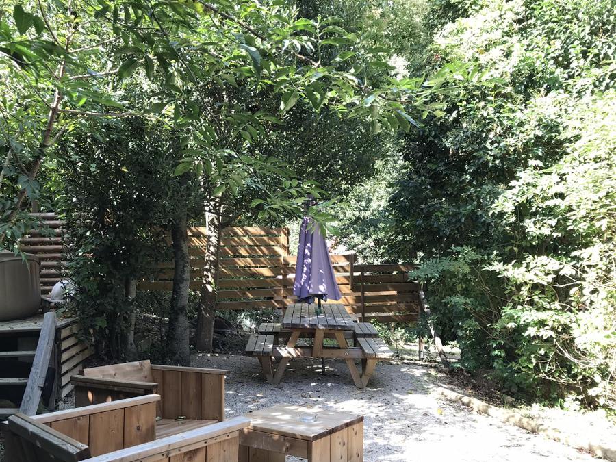 Lodge 4 personnes - Lodge Château 32m² - 2 chambres - Spa - cuisine - salle d'eau 5