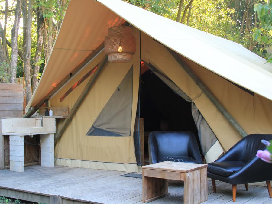 Lodge 3 personnes - Lodge Central 24m² - 1 chambre - coin cuisine - salle d'eau - Hébergement de plain pied accessible PMR 5