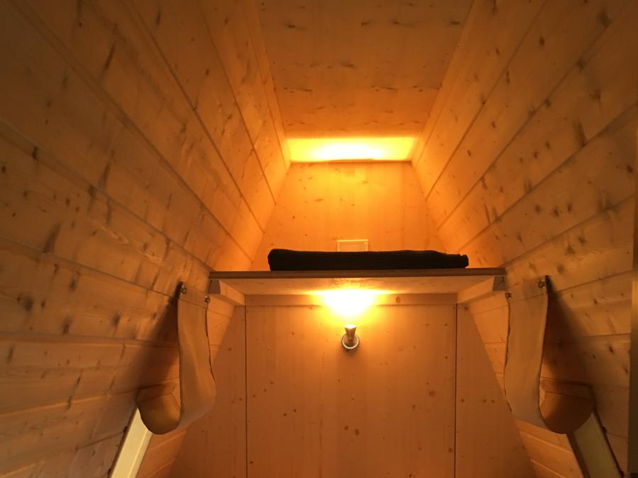 Chalet 2 personnes - Cabane perchée source - sans douche - avec wc et cuisine 3