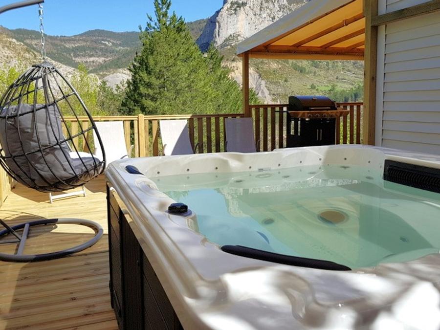 Mobilhome 6 personnes - Mobil home Prestige SPA - 3 chambres dont 1 suite parentale - draps, serviettes et plancha 0