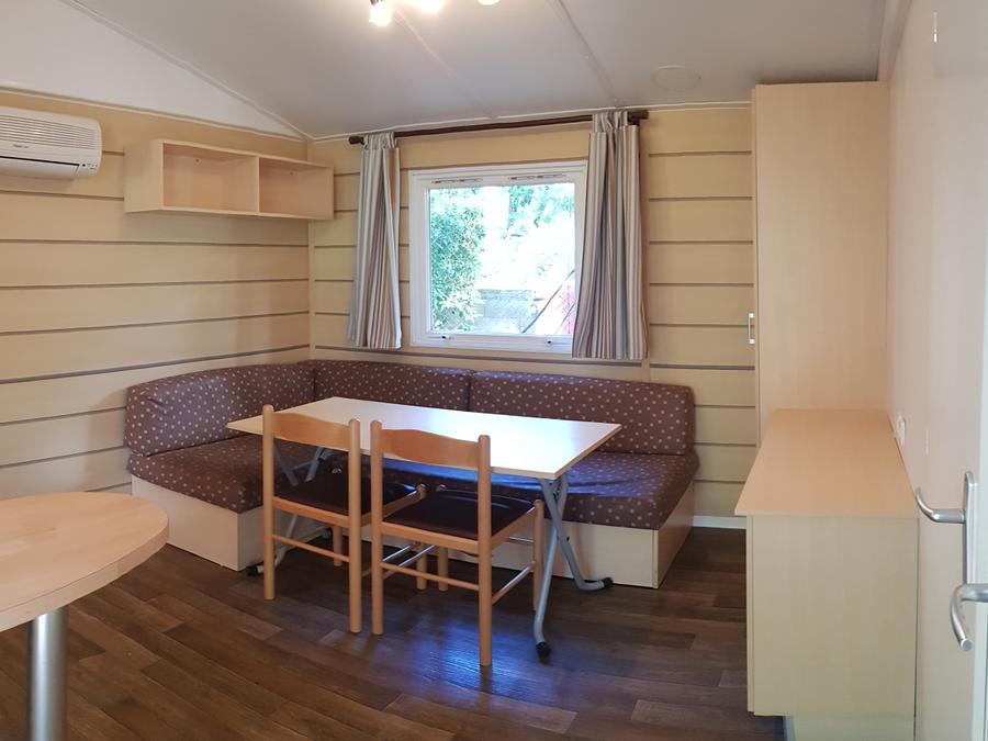 Mobilhome 6 personnes - IRM Super Mercure blanc Climatisé 1