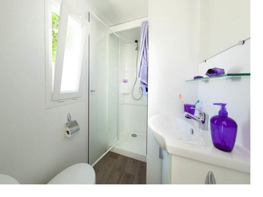 Mobilhome 6 personnes - Cottage «&nbsp;La petite tribu&nbsp;» - 26 m² - 2 chambres - 6 pers - Plancha 3